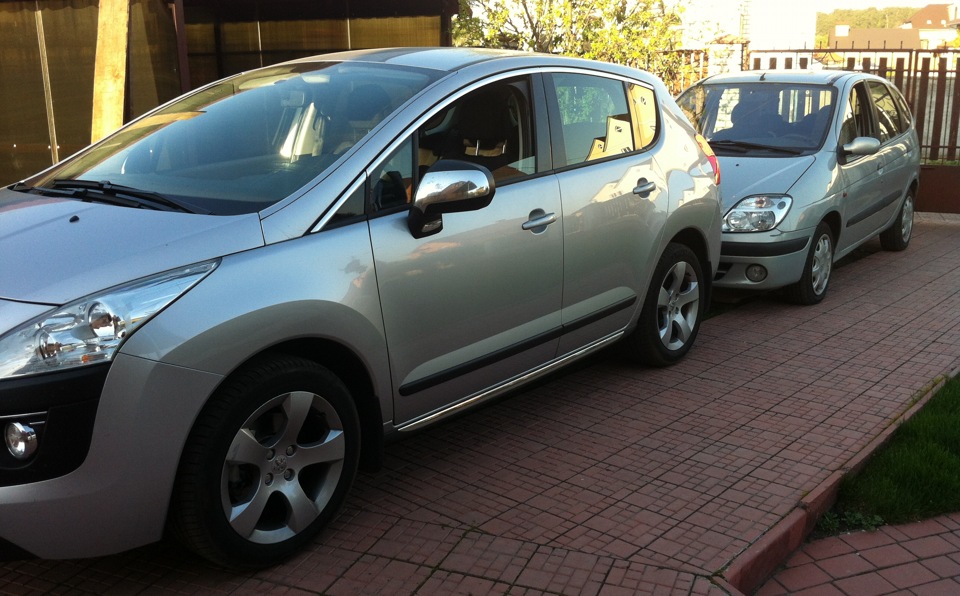 Рено 3008 фото vs Renault Scenic - Peugeot 3008 (1G), 1,6 л, 2011 года встреча DRIVE2