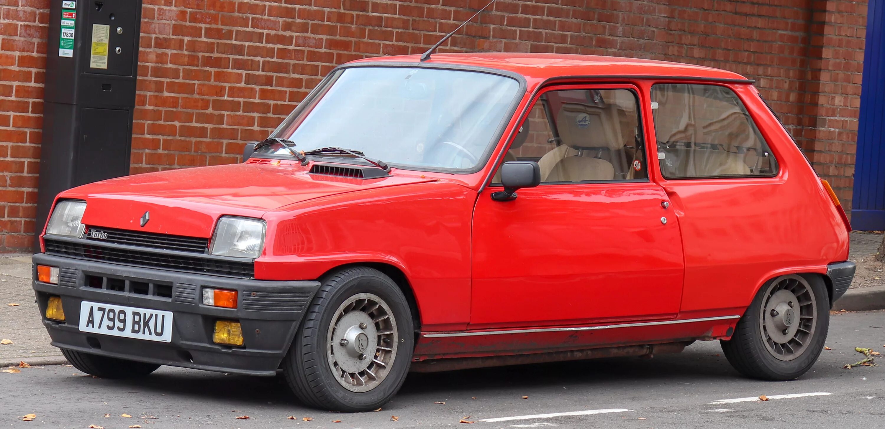 Рено 5 фото Файл:1983 Renault 5 Alpine Turbo 1.4 Front.jpg - Википедия