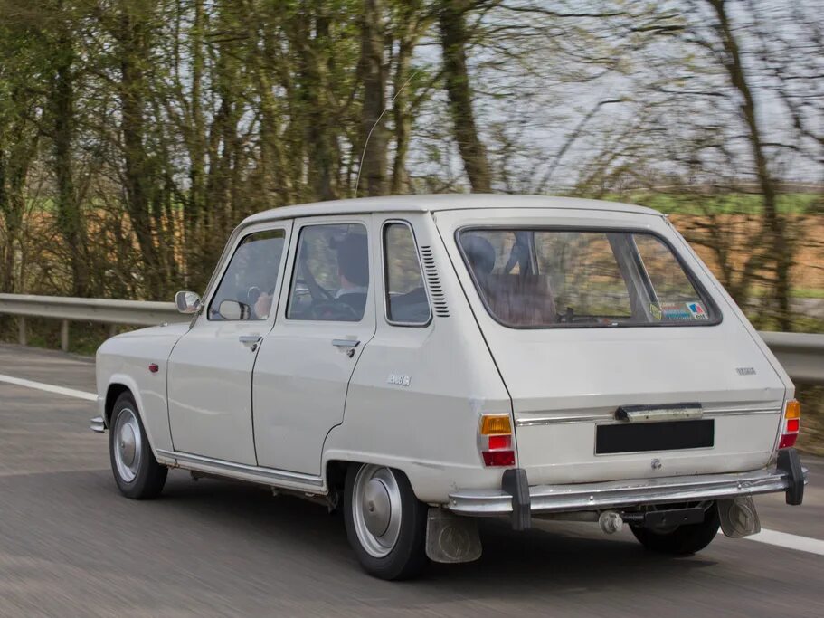 Рено 6 фото Renault 6 1 поколение хетчбэк