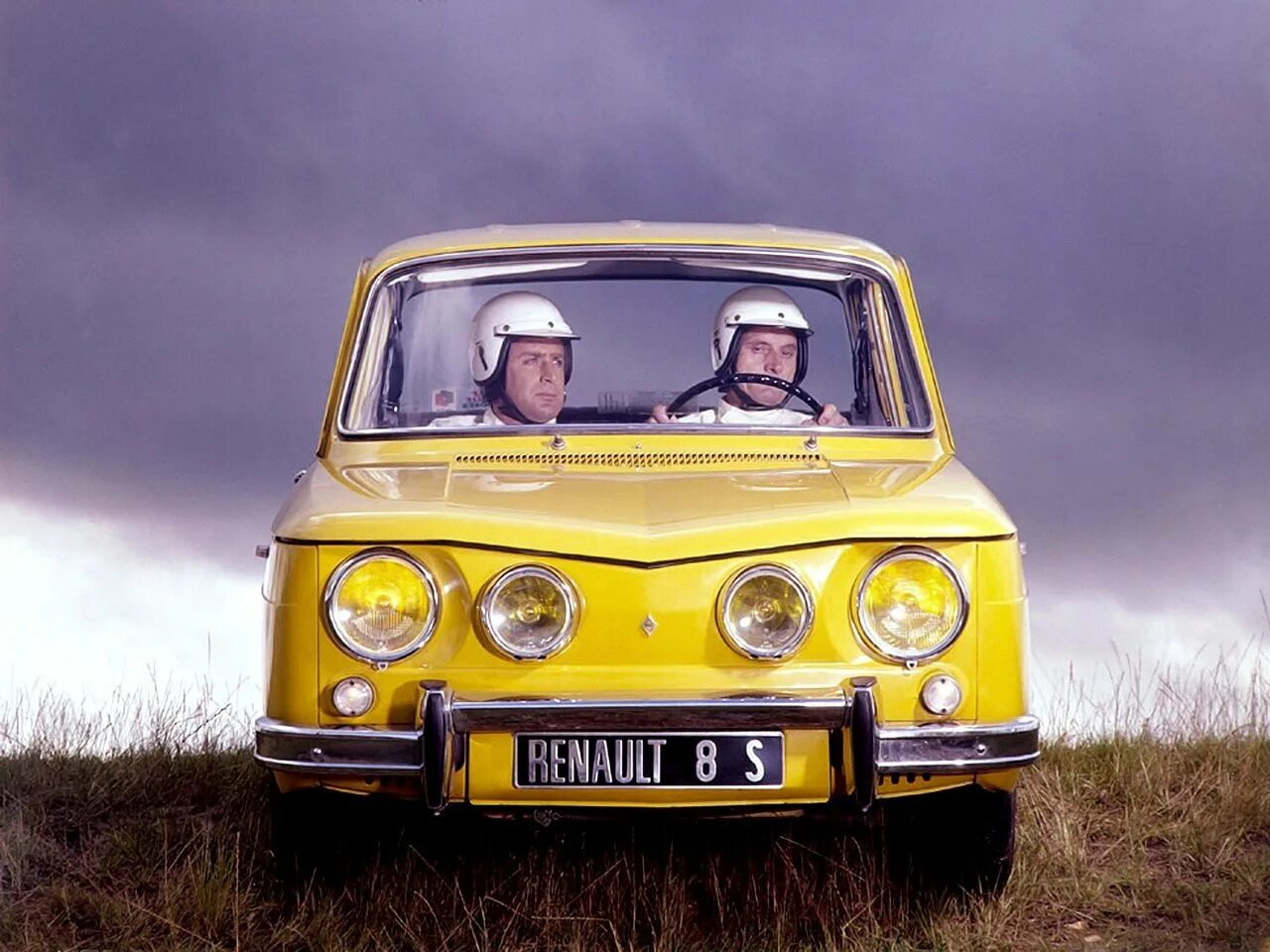 Рено 8 фото Renault 8 -н.в., седан - технические характеристики, модельный ряд, комплектации