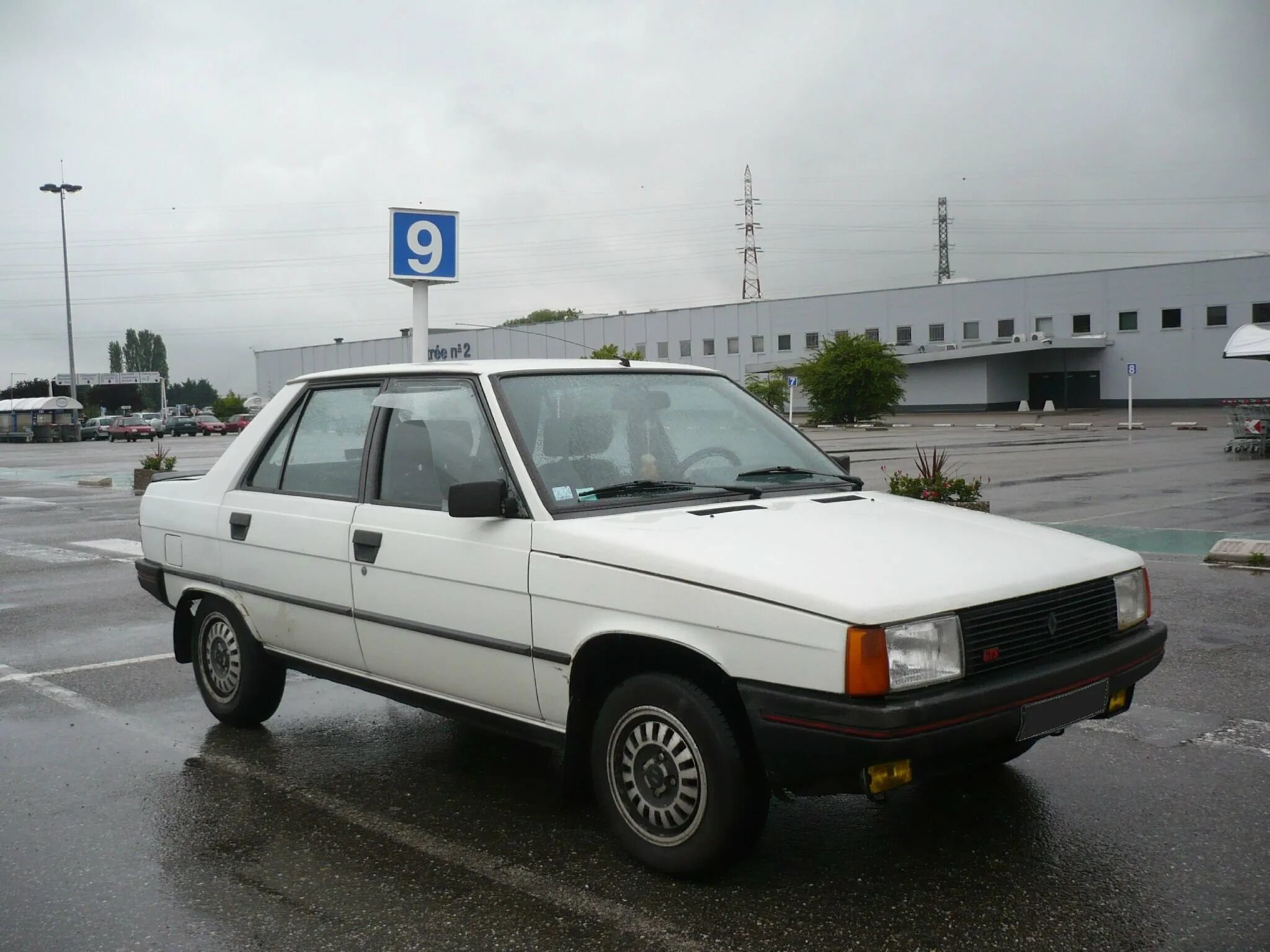 Renault 4 GTL1980 - Losange Magazine 5 voorjaar 2019