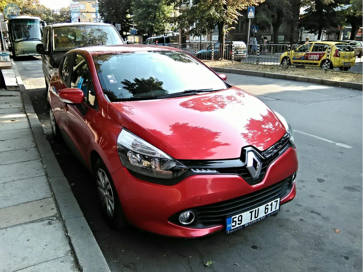 Рено анкара фото "59 TU 617" фото Renault Clio. Турция