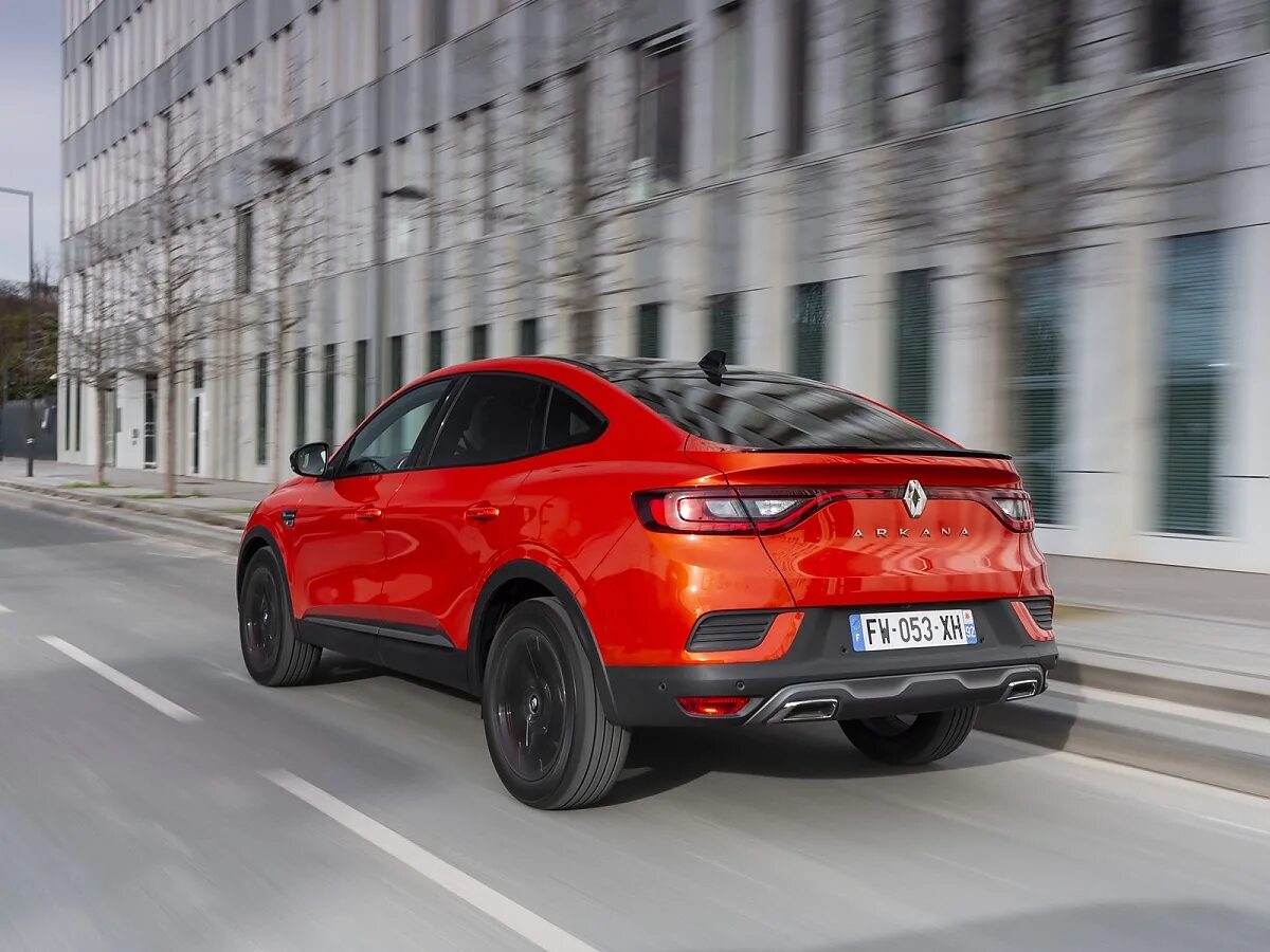 Рено аркана 2024 цена новый фото характеристики Renault Arkana: SUV-Coupé mit Ambitionen