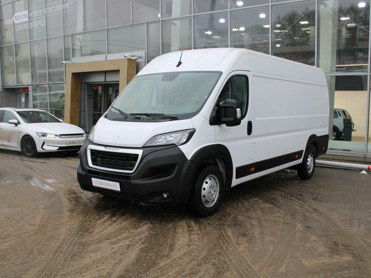 Рено боксер фото Купить б/у Peugeot Boxer дизель механика в Москве: белый цельнометаллический фур