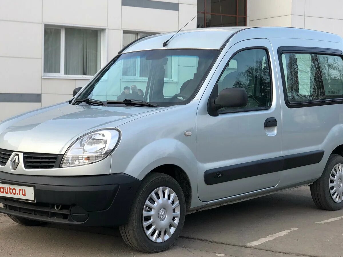 Рено бу цены фото Купить б/у Renault Kangoo I Рестайлинг 1.4 MT (75 л.с.) бензин механика в Москве