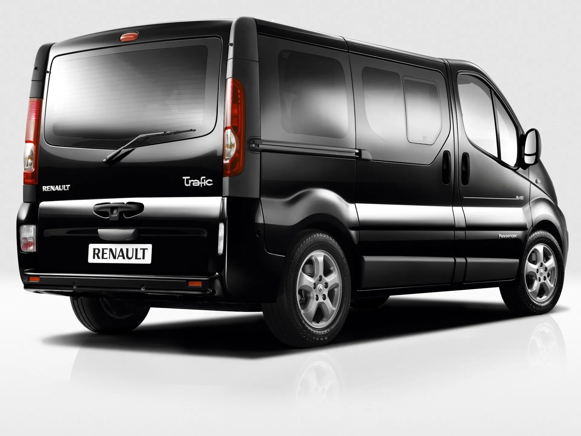 Рено бус фото Renault Trafic II - DRIVE2