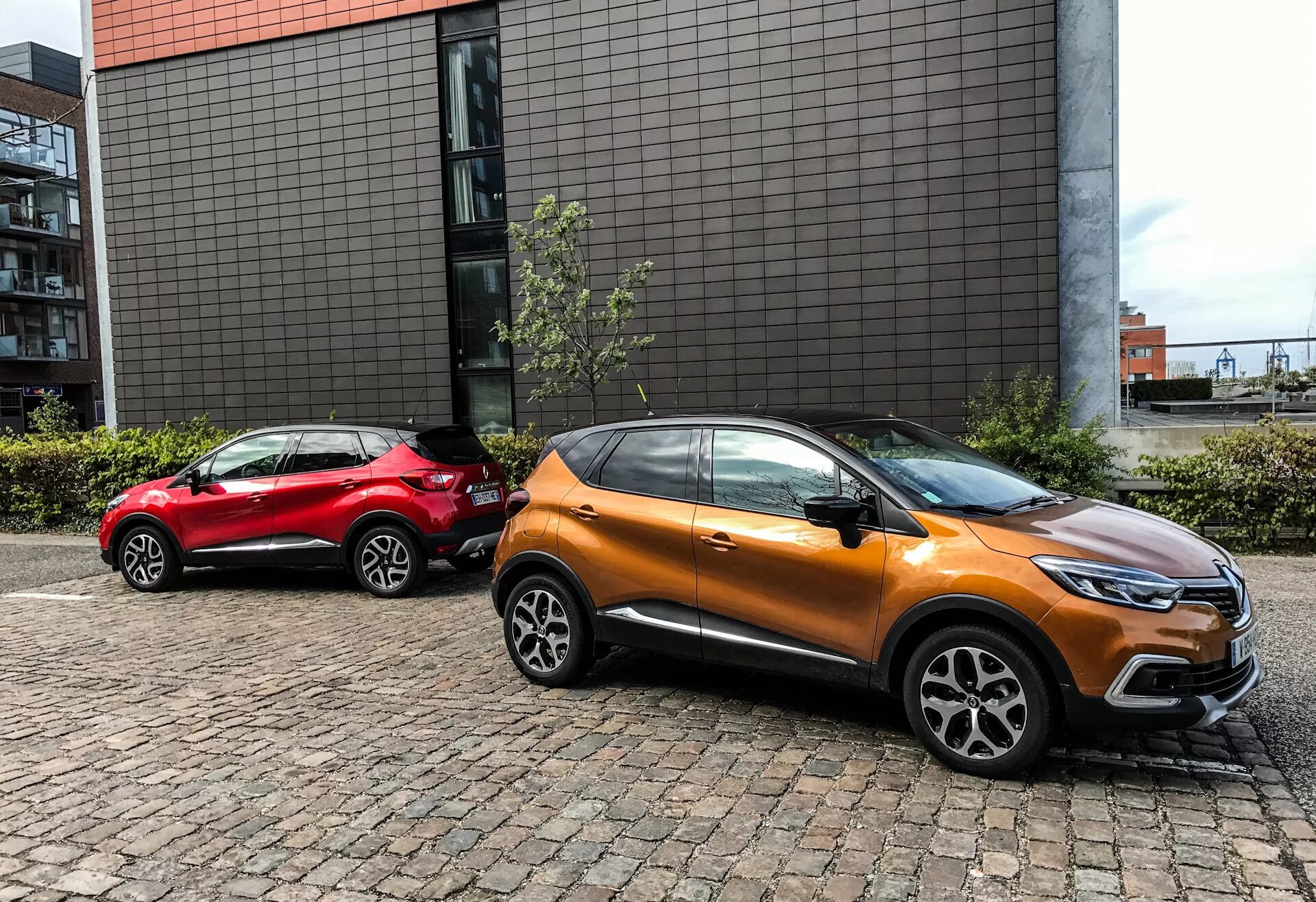 Рено captur фото Тест-драйв обновленного Renault Captur: не путать с Kaptur - "Тест-драйвы" на DR