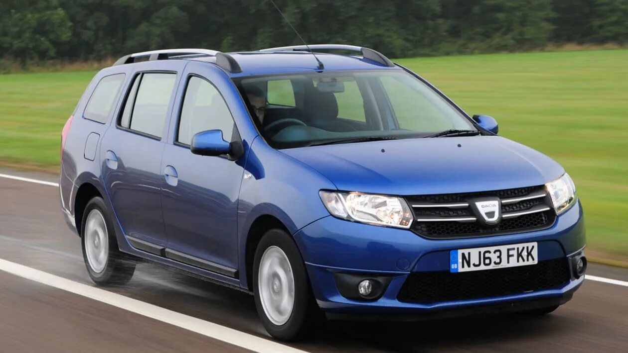 Рено дача фото Dacia Logan MCV Laureate 1.5 dCi review Auto Express