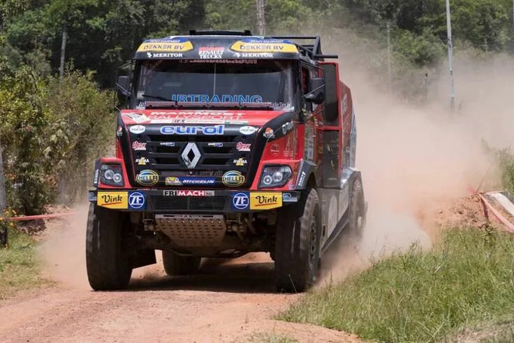 Рено дакар фото Dakar 2017 - Martin van den Brink / Daniel Kozlovský / Marcel Blankenstijn (NL/C