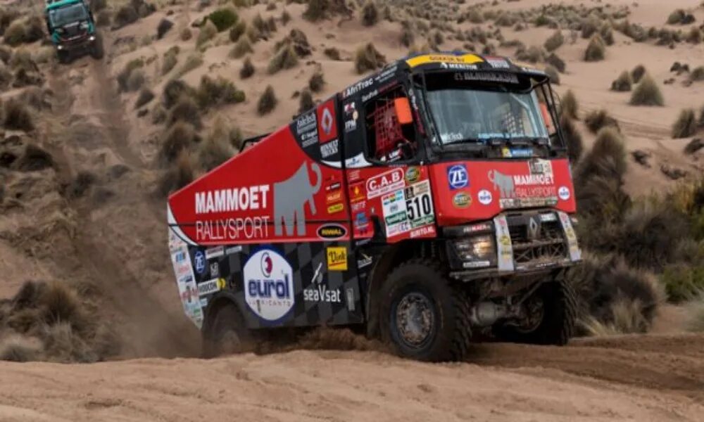 Рено дакар фото ZF Technology on the Winners' Podium of the Dakar Rally 2017 - Power Transmissio