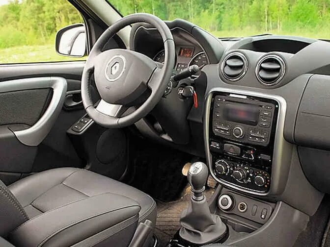 Рено дастер 2013 салон фото Купить б/у Renault Duster I 2.0 MT (135 л.с.) 4WD бензин механика в Учалах: кори