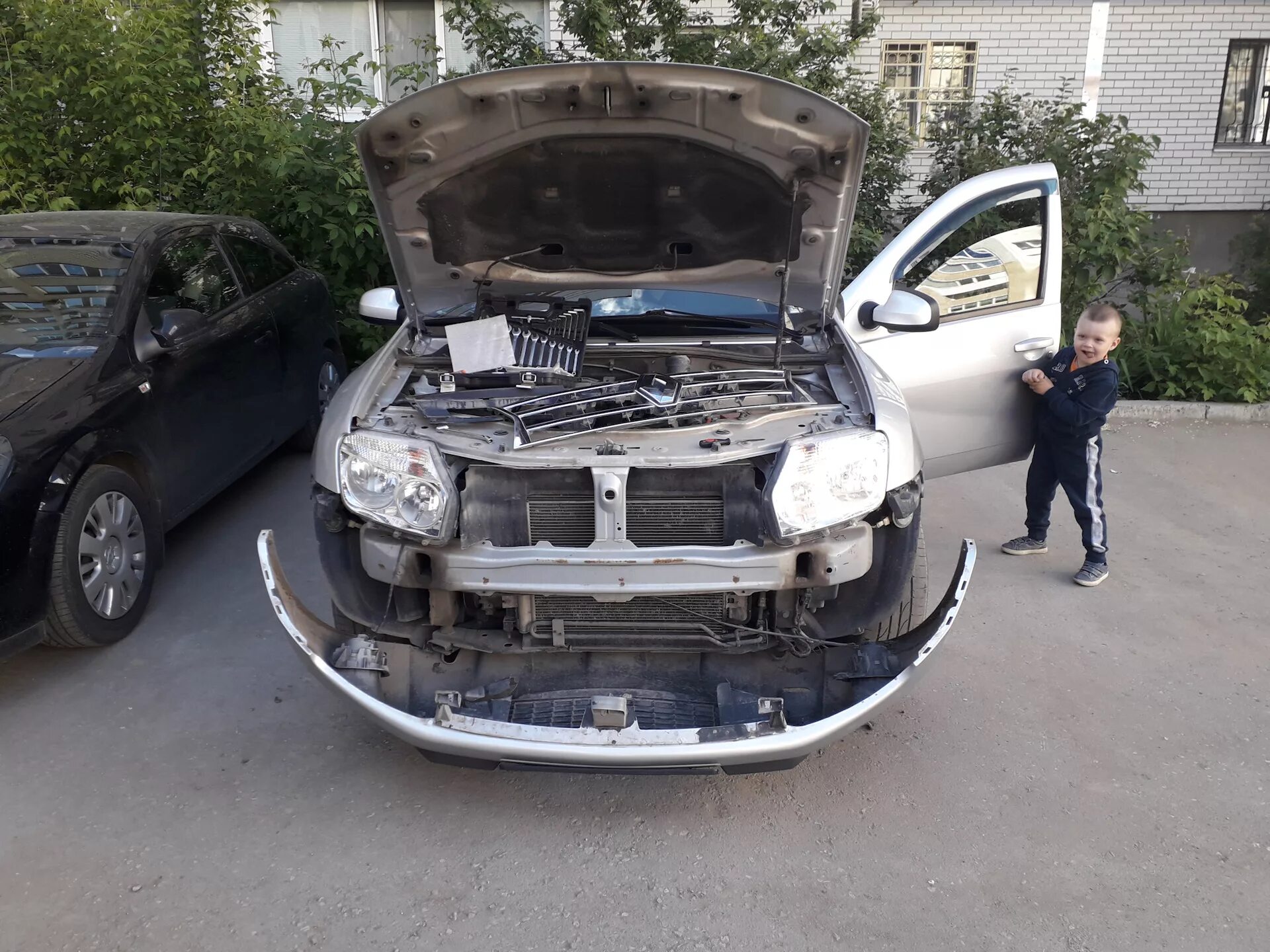 Рено дастер без бампера фото Замена фар - Renault Duster (1G), 2 л, 2012 года тюнинг DRIVE2