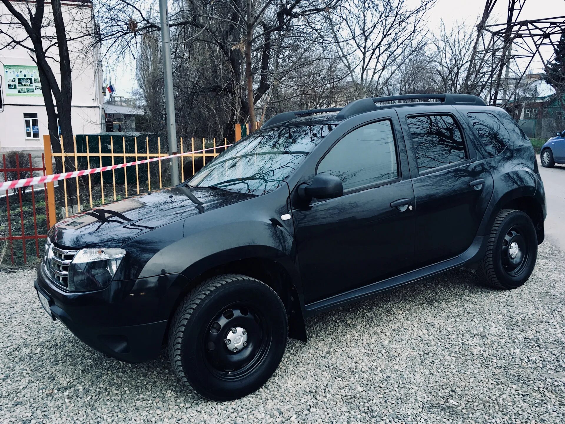 Рено дастер черный тюнинг Черные штампы - Renault Duster (1G), 1,6 л, 2013 года фотография DRIVE2