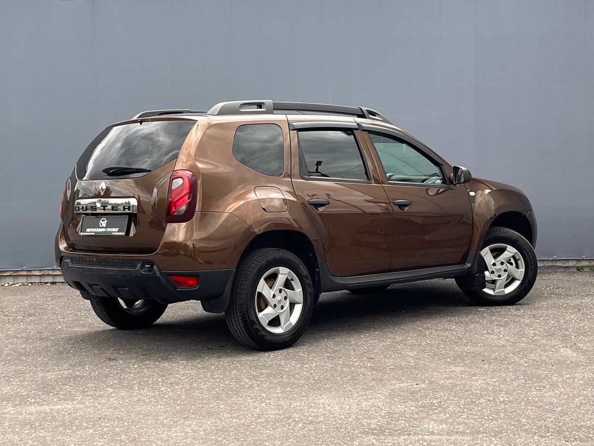 Рено дастер коричневый фото Купить б/у Renault Duster I Рестайлинг 2.0 MT (143 л.с.) 4WD бензин механика в П