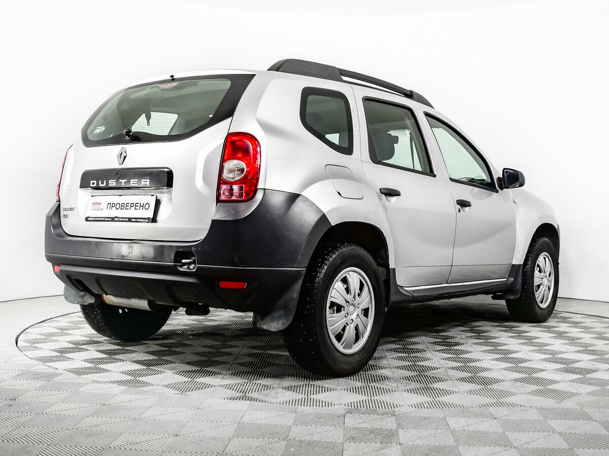 Рено дастер серебристый фото Купить б/у Renault Duster I 1.6 MT (102 л.с.) 4WD бензин механика в Санкт-Петерб