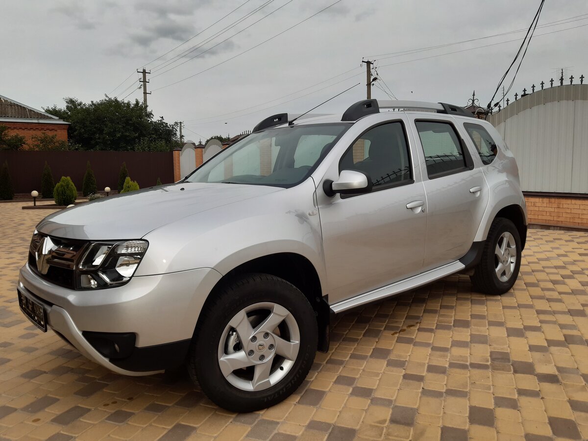 Рено дастер серебристый фото Купить б/у Renault Duster I Рестайлинг 1.5d MT (109 л.с.) 4WD дизель механика в 