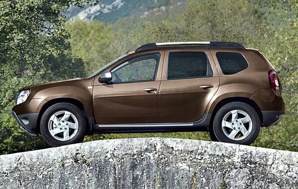 Рено дастер цвета фото Renault Duster хорошо смотрится во всех ракурсах.