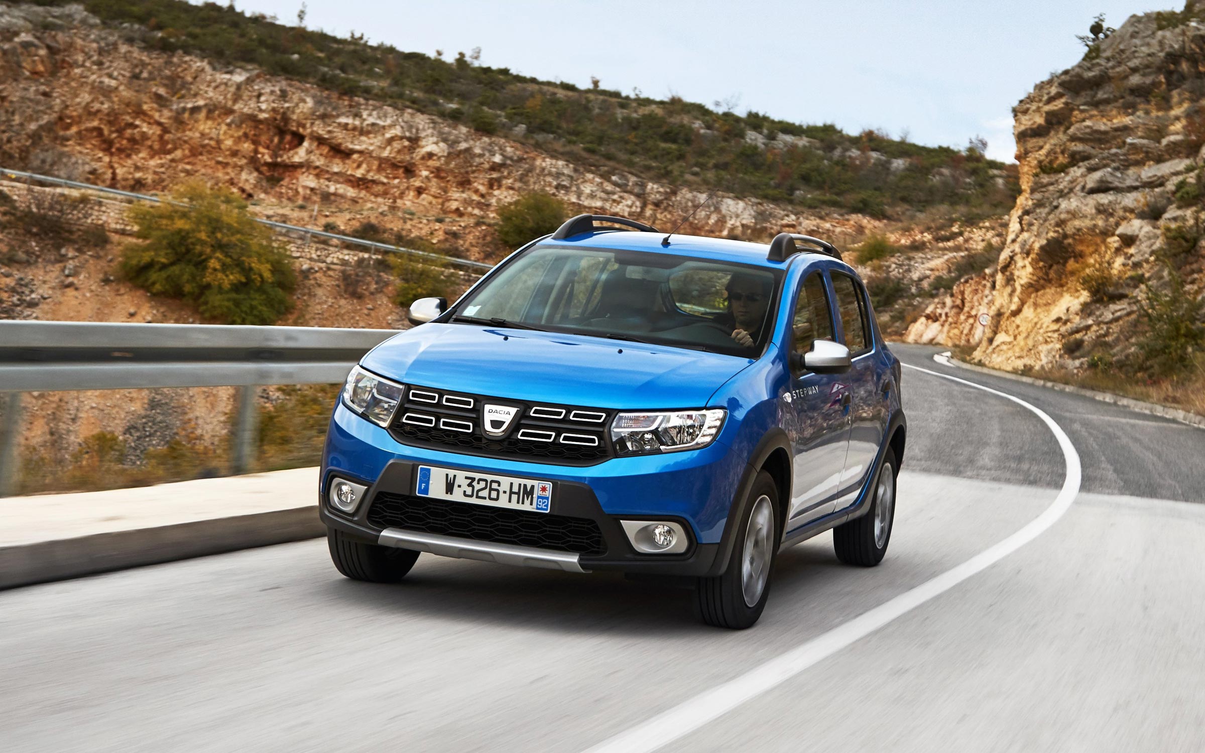 Рено дациа фото Фотографии Dacia Sandero Stepway (2016-2020) Фотография #110 Фото Dacia Sandero 