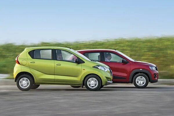 Рено датсун фото Datsun Redigo vs Renault Kwid comparison Autocar India