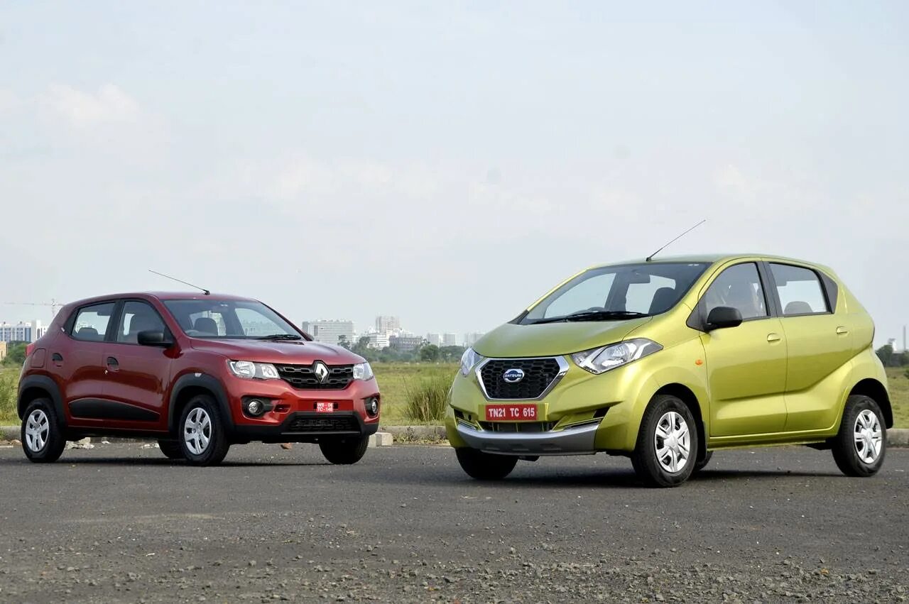 Рено датсун фото цена Datsun Redigo vs Renault Kwid comparison photo gallery Autocar India