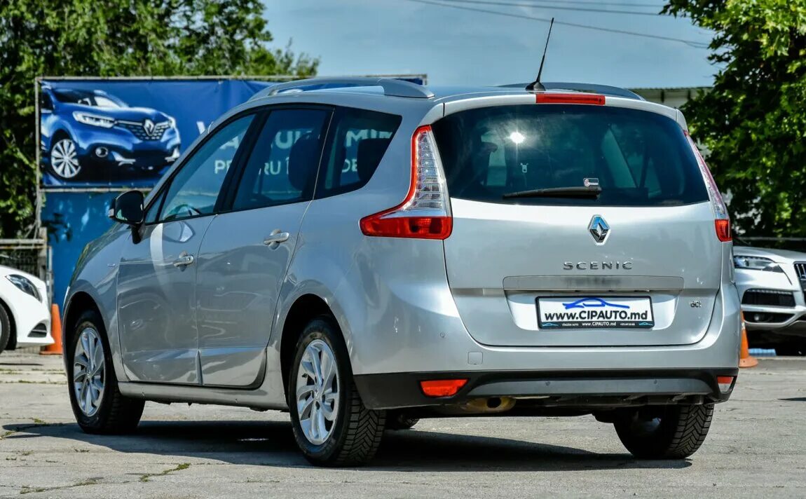 Рено дизель фото Renault Grand Scenic 9990 €