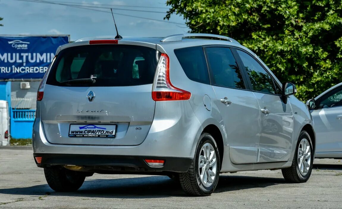 Рено дизель фото Renault Grand Scenic 9990 €