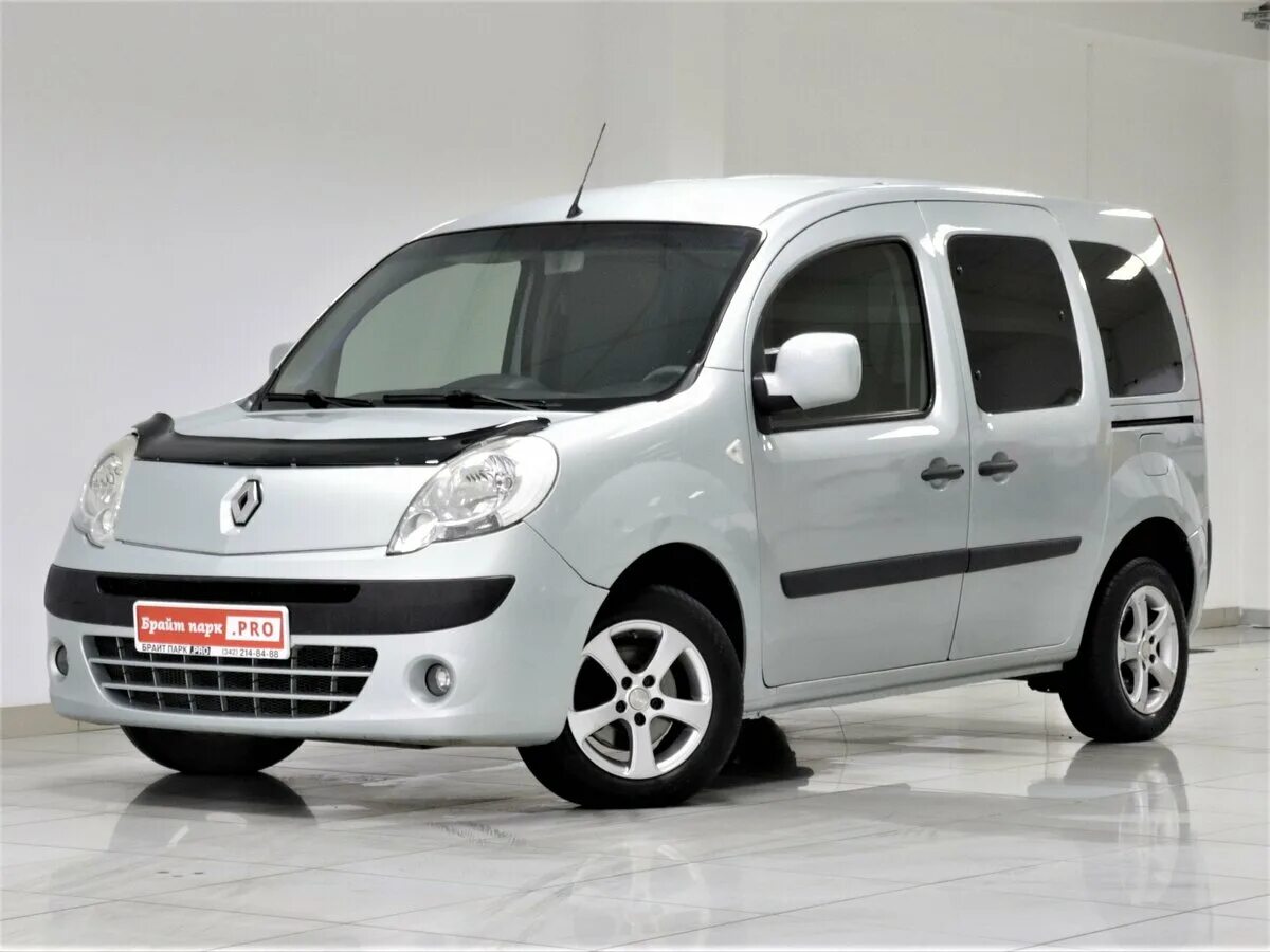 Рено дизель фото Купить б/у Renault Kangoo дизель механика в Перми: серебристый микроавтобус 2009