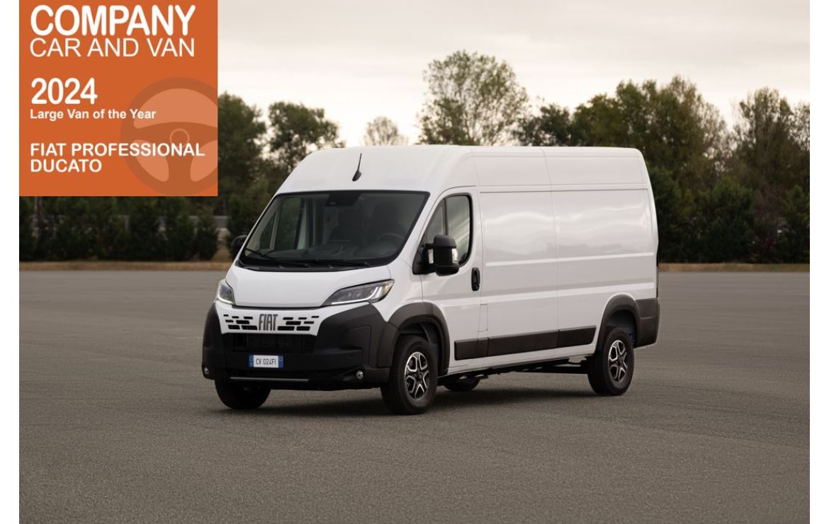 Рено дукато фото FIAT Professional Ducato is "Large Van of the Year" at the Company Car and Van A