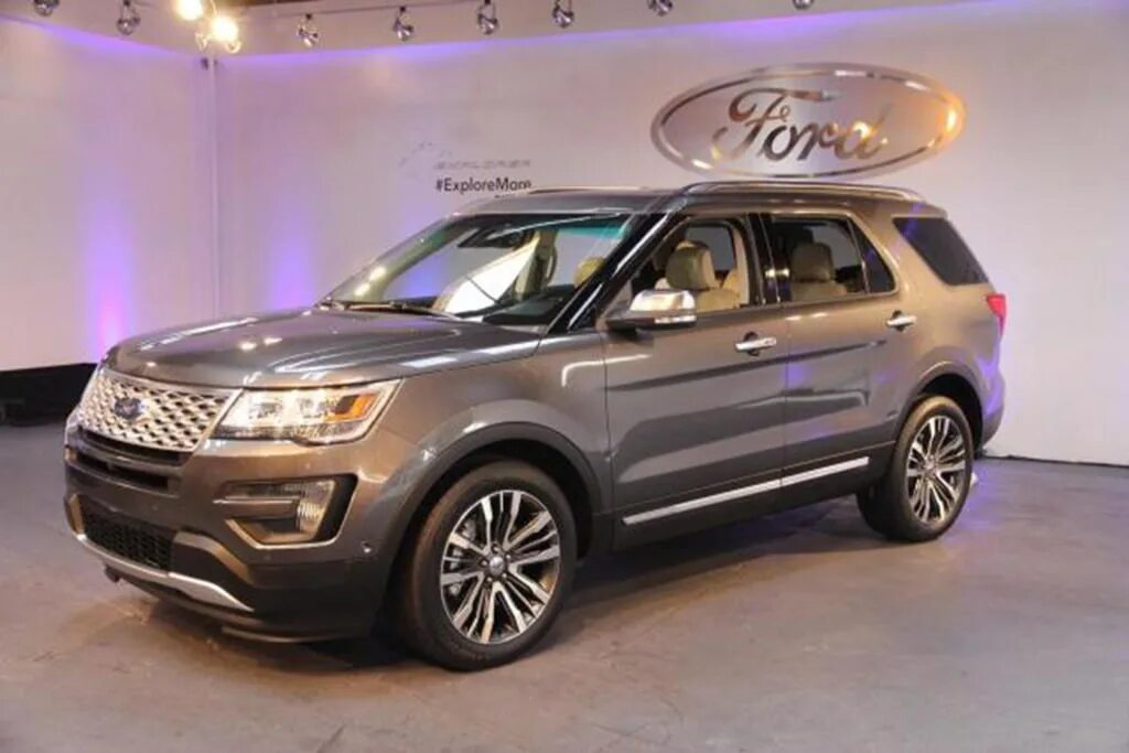 Рено эксплорер фото Ford Upgrades Explorer as SUV Boom Accelerates