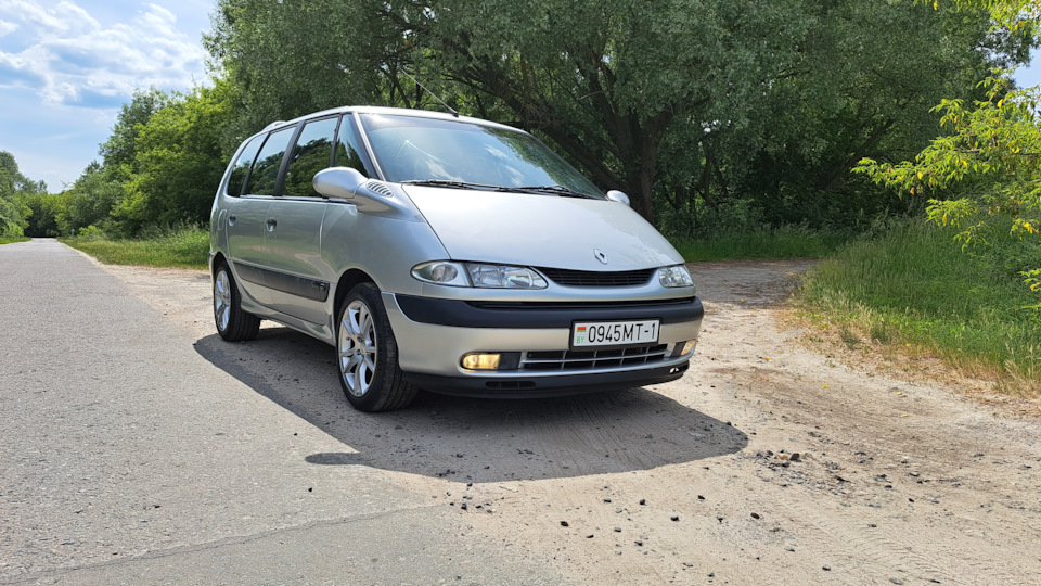 Рено эспейс 3 фото Renault Espace III 2.0 бензиновый 1999 2.0 16V 140HP на DRIVE2