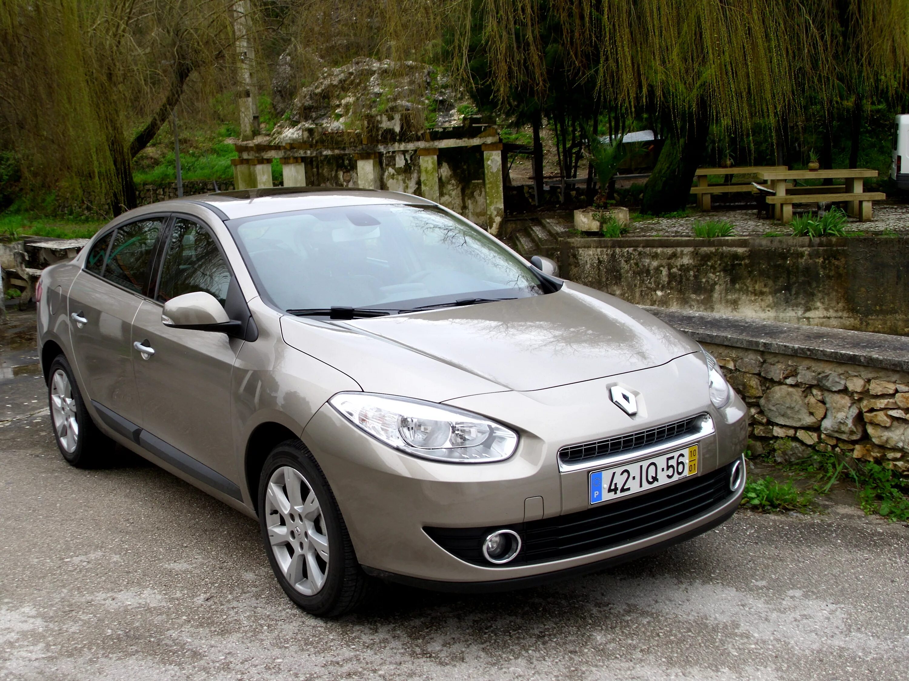 Рено флюенс 2010 фото Renault Fluence 1.5 dCi EDC Privilege - Otodünya