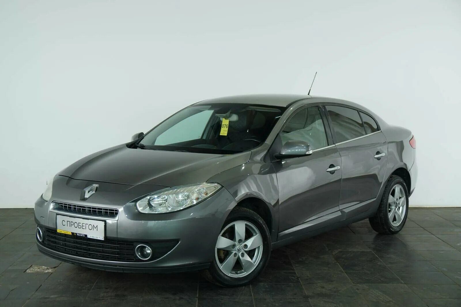 Рено флюенс 2011 фото Купить Renault Fluence 1.6 AT (106 л.с.) 2011 года за 499 000 ₽ в Москве. ID авт