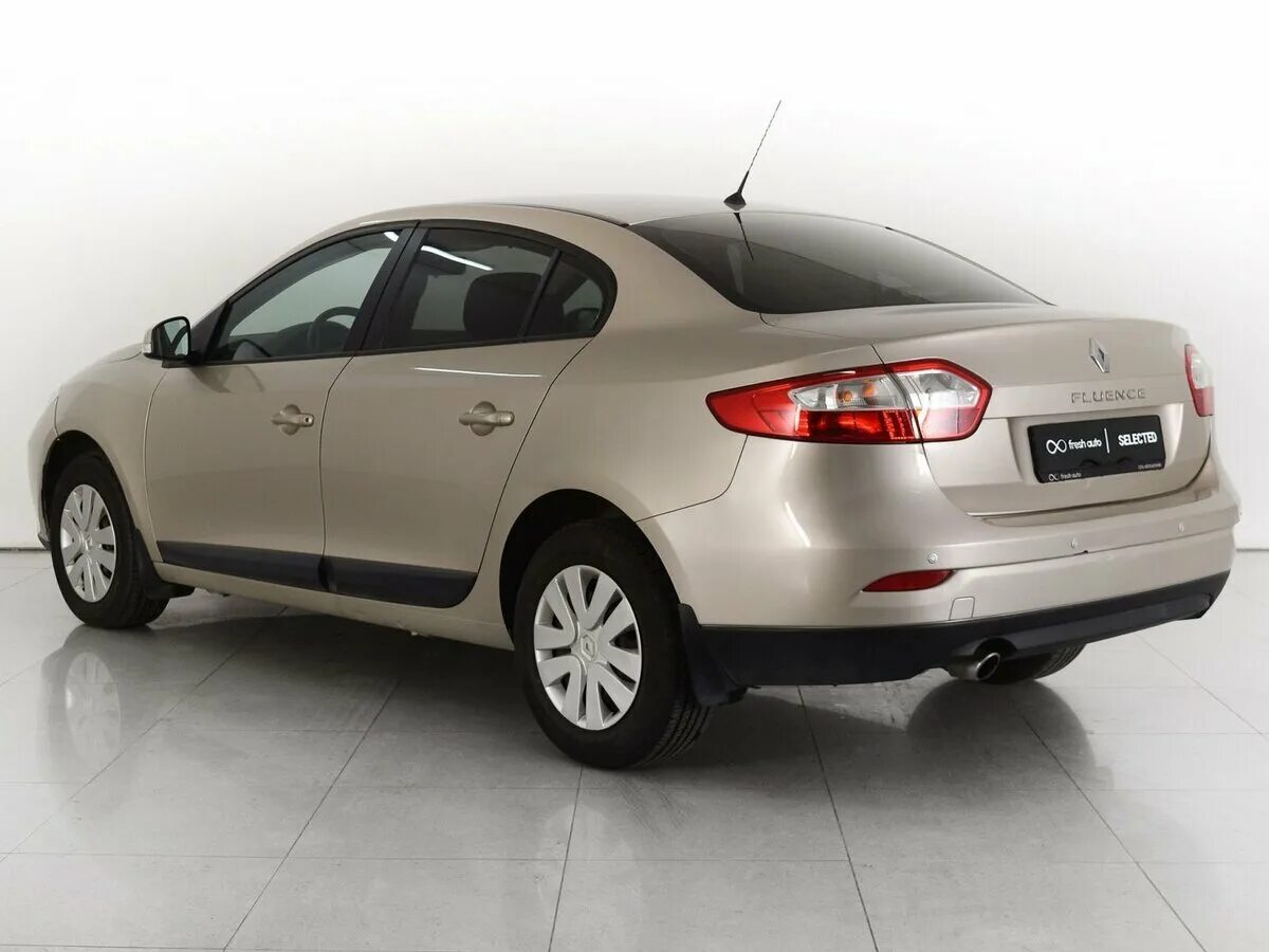 Рено флюенс фото сзади Купить б/у Renault Fluence I 1.6 MT (106 л.с.) бензин механика в Ростове-на-Дону