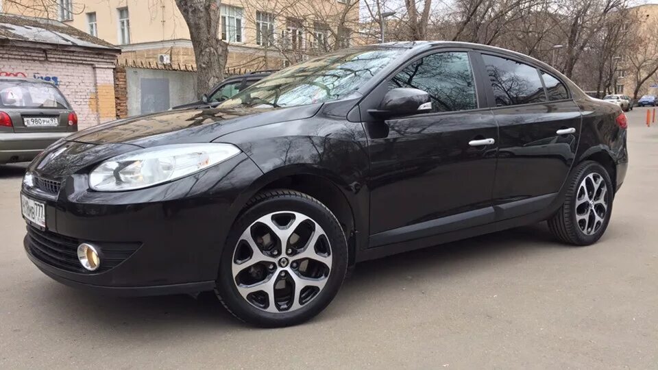 Рено флюенс на 16 дисках фото Renault Fluence 1.6 бензиновый 2010 на DRIVE2