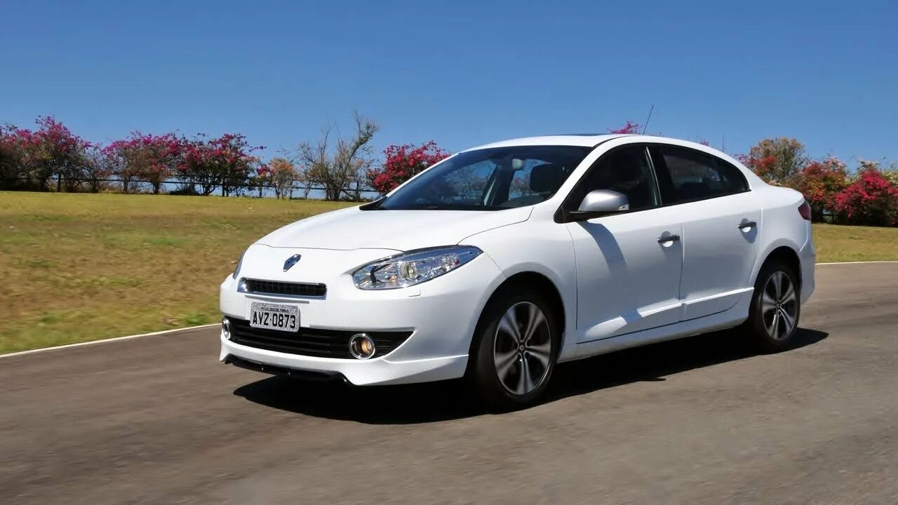 Рено флюенс тюнинг кузова фото R$ 79.370 Renault Fluence GT aro 17 2.0 16v Turbo 180 cv 30,6 mkgf 220 kmh 0-100