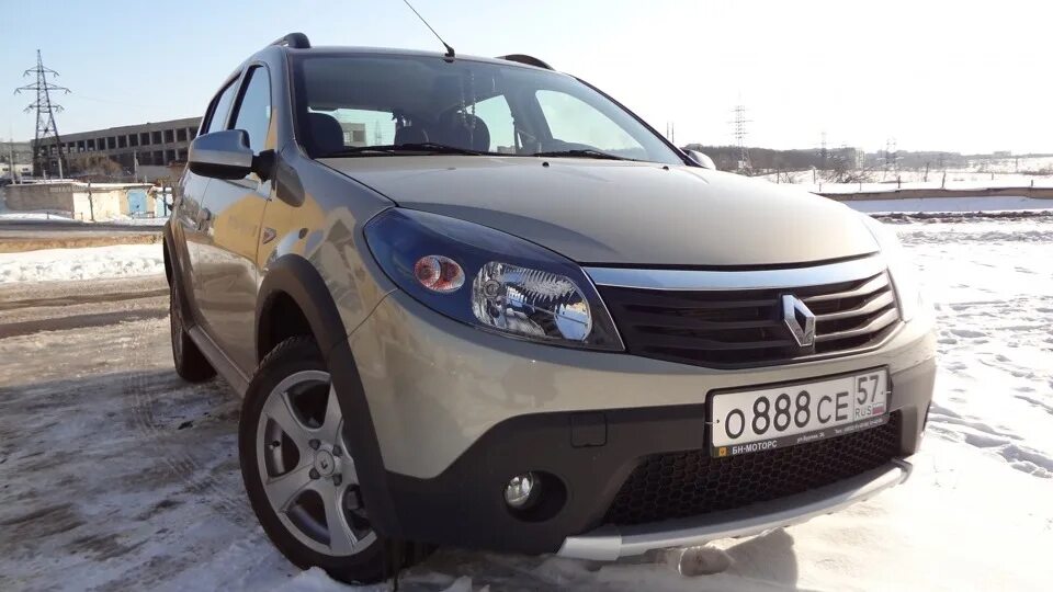 Рено фьюжн фото Renault Sandero Stepway (1G) 1.6 бензиновый 2011 stepway-мобильник на DRIVE2