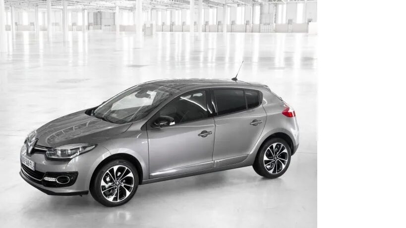 Рено хэтчбек фото Renault Megane III 1.6 дизельный 2014 хечбек, 1.6, механика на DRIVE2