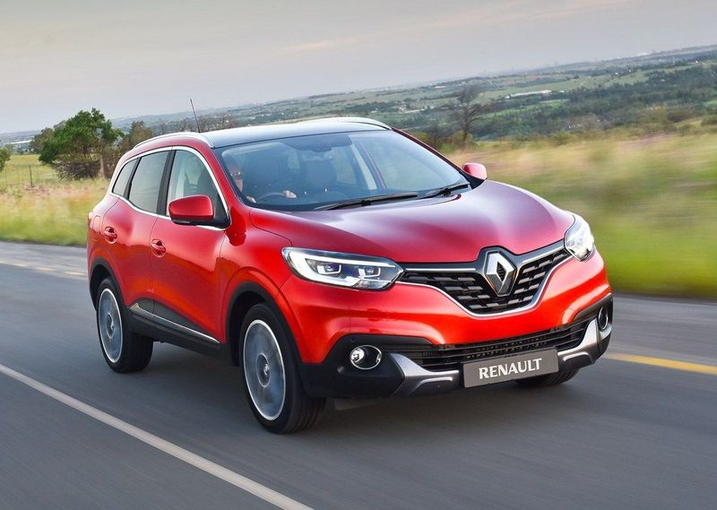 Рено кадьяр фото Renault Kadjar Automatic (2016) First Drive