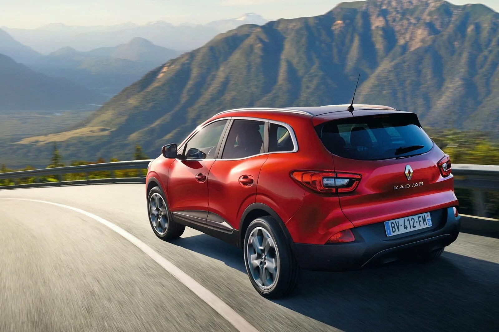 Рено каджар фото Nuovo arrivo eroina FALSE nuova renault kadjar al volante pacchetto Miglio nauti