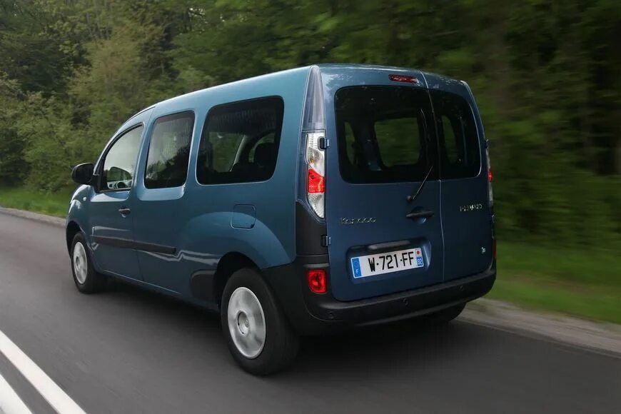 Рено kangoo фото Российская версия Renault Kangoo Z.E. получила увеличенный запас хода