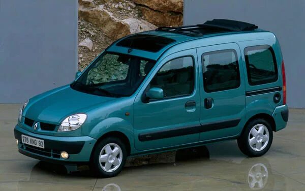 Рено кангу 1 фото Характеристики Renault Kangoo 1.5 dCi (65 hp) (2003-2008): Размеры Renault Kango