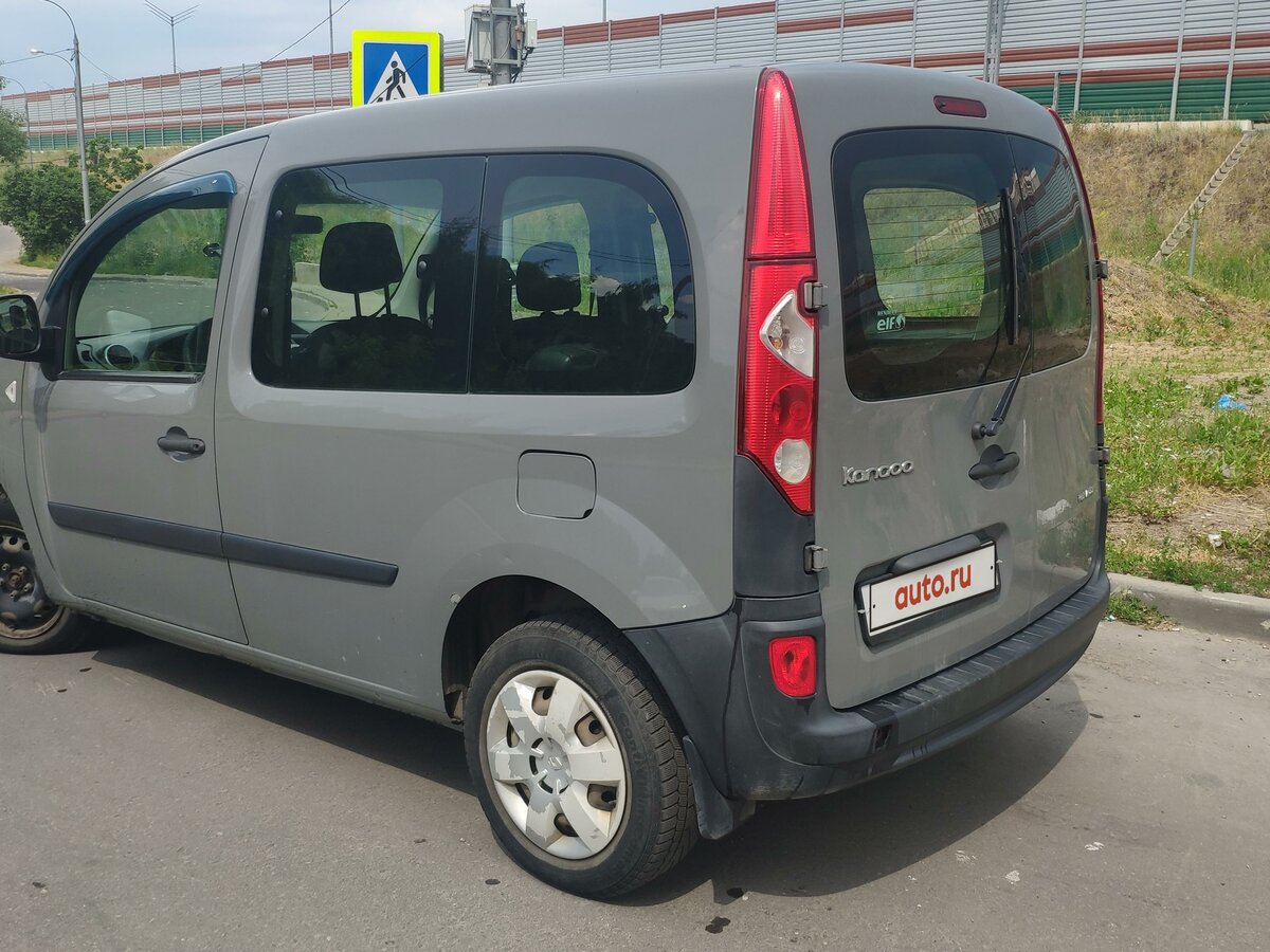 Рено кангу 2 фото Купить б/у Renault Kangoo II 1.6 MT (84 л.с.) бензин механика в Москве: серый Ре