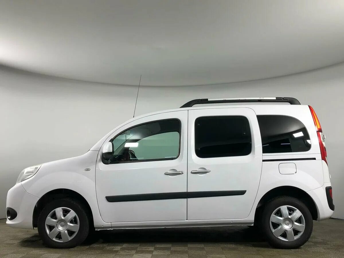 Рено кангу 2 фото Купить б/у Renault Kangoo II Рестайлинг 1.6 MT (102 л.с.) бензин механика в Тахт