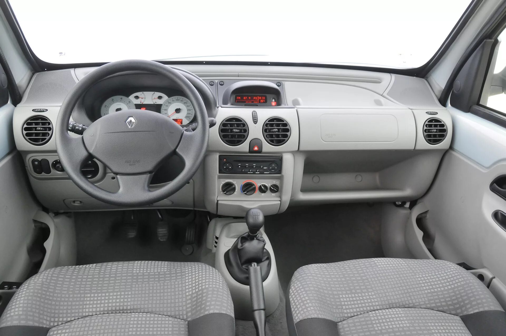 Рено кангу фото салона Рено кенгу 1 рестайл ? - Renault Kangoo (1G), 1,5 л, 2004 года просто так DRIVE2