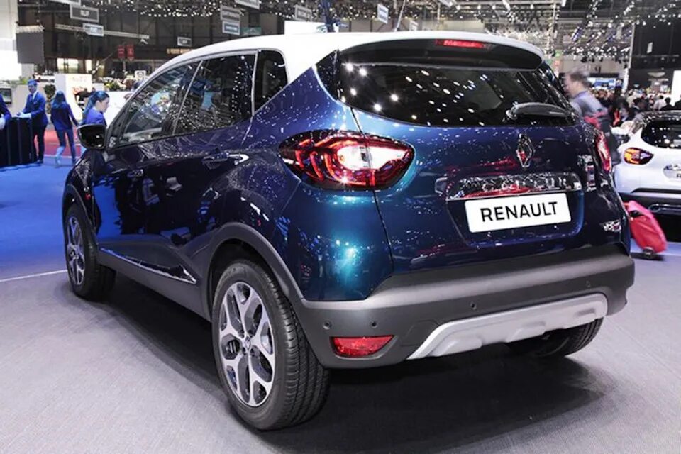 Рено каптур 2018 фото Captur 2018 слизали с Kaptur 2016 - Renault Kaptur (2016), 1,6 л, 2016 года набл