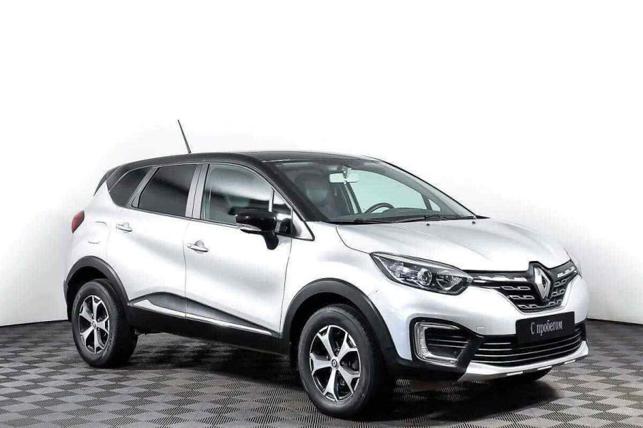 Купить б/у Renault Kaptur I 1.6 CVT (114 л.с.) бензин вариатор в Санкт-Петербург