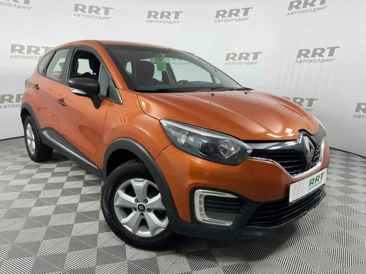 Рено каптур 2019 фото Купить б/у Renault Kaptur I 1.6 CVT (114 л.с.) бензин вариатор в Казани: оранжев