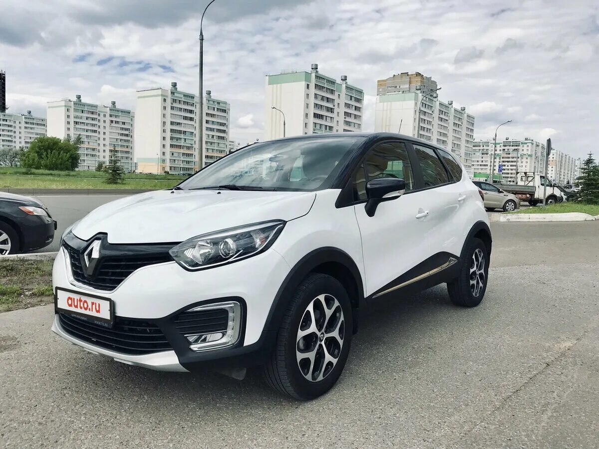 Рено каптур белый фото Купить б/у Renault Kaptur I 2.0 AT (143 л.с.) 4WD бензин автомат в Набережных Че