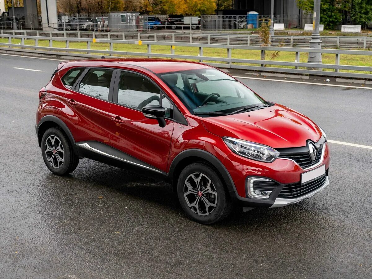 Рено каптур красный фото Купить б/у Renault Kaptur I 1.6 CVT (114 л.с.) бензин вариатор в Москве: красный