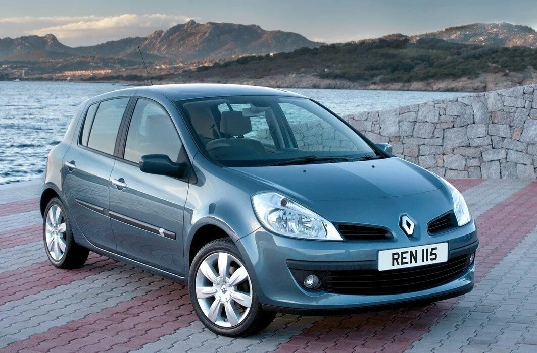 Рено клио 5 фото 2005 Renault Clio Dynamique 16v Blue Hotsell www.beztabaka.by